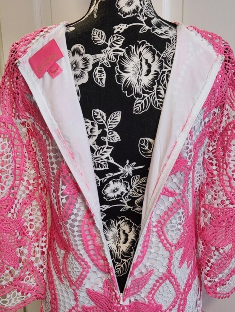 🦄VERY HTF Lilly Pulitzer🦄 - Lottie Romper - Picture 7 of 16